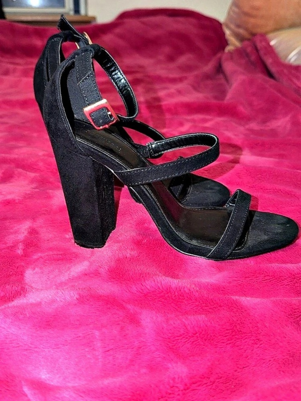 FOREVER 21 Black Strappy Block Heels